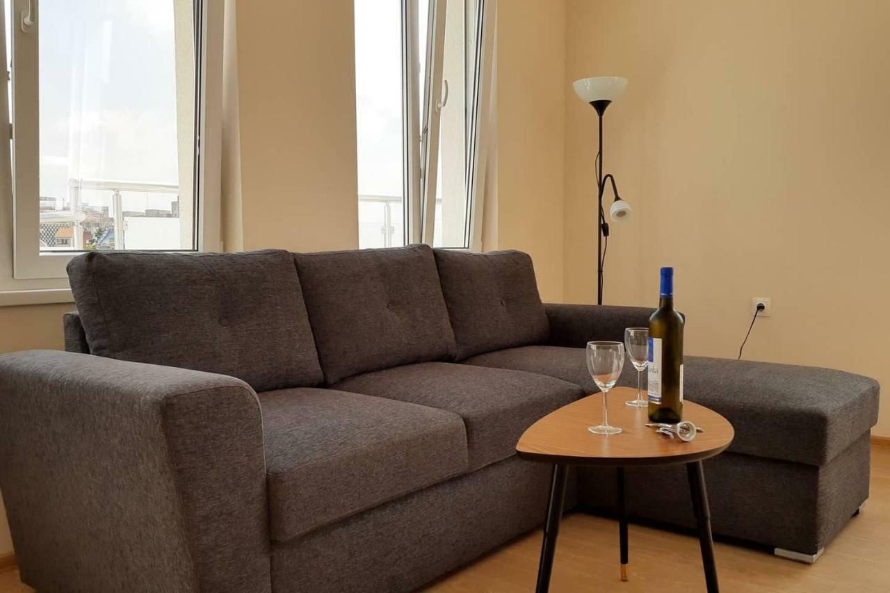 Sky Blue Danube Apartment Ruse Esterno foto