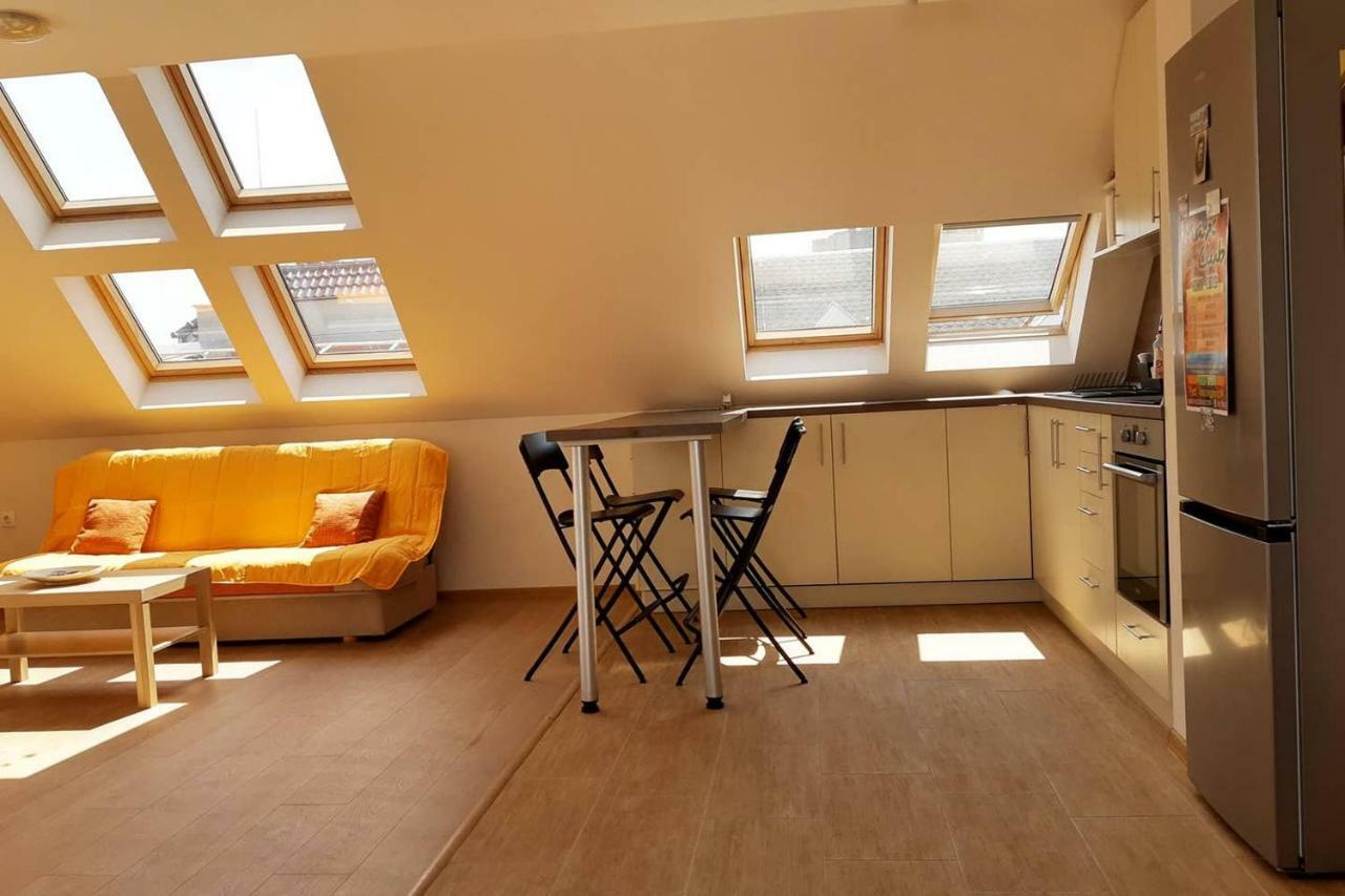 Sky Blue Danube Apartment Ruse Esterno foto